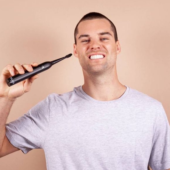 BNWT - BLAQ Battery Powered Toothbrush - Picture 4 of 4